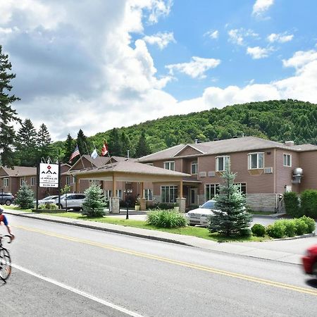 Hotel Le Versailles Saint-Sauveur-des-Monts Екстериор снимка