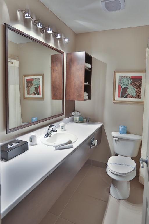 Hotel Le Versailles Saint-Sauveur-des-Monts Стая снимка