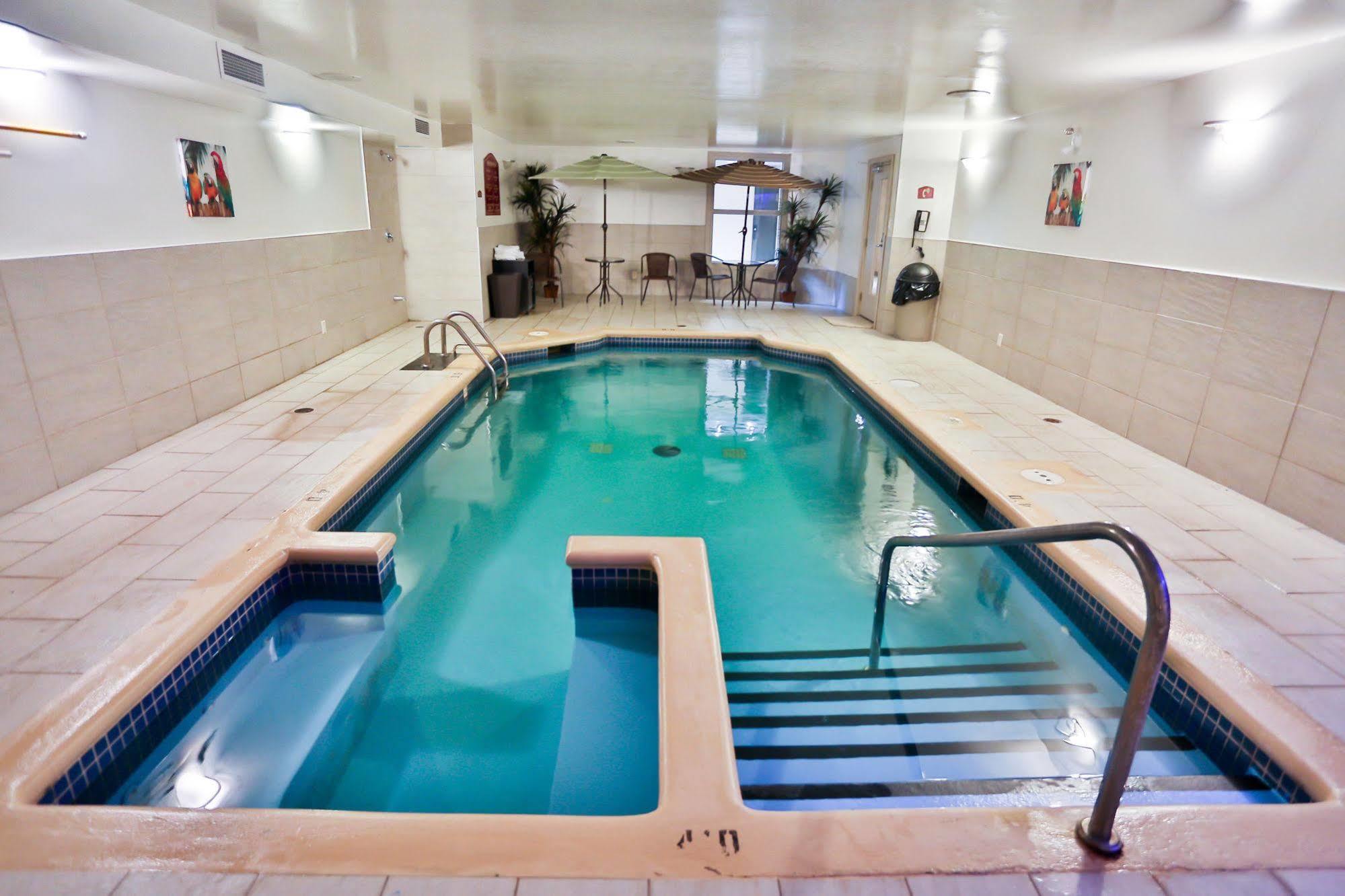 Hotel Le Versailles Saint-Sauveur-des-Monts Съоръжения снимка
