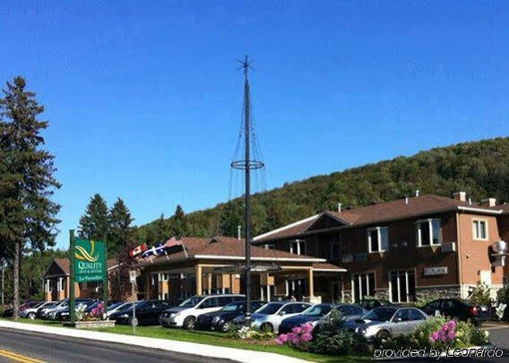 Hotel Le Versailles Saint-Sauveur-des-Monts Екстериор снимка