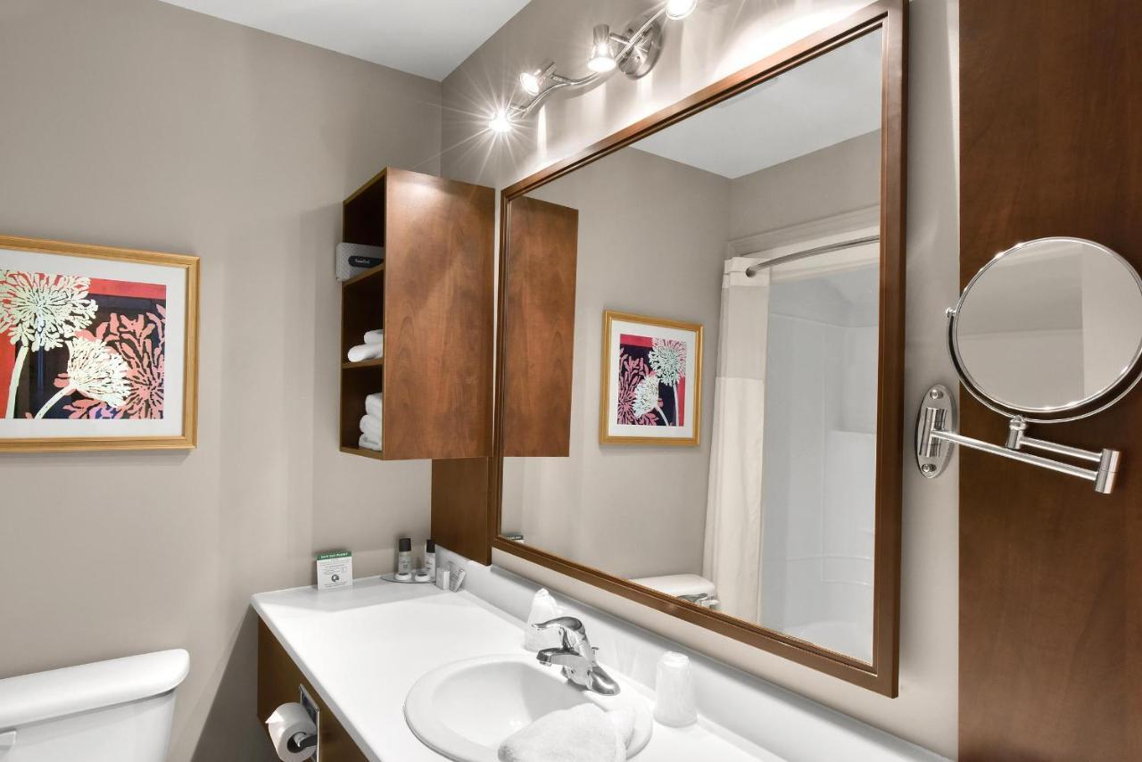 Hotel Le Versailles Saint-Sauveur-des-Monts Стая снимка